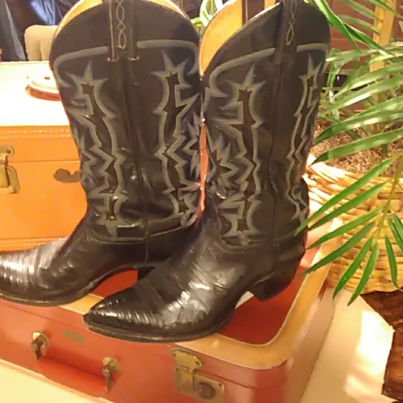 tony lama lizard boots pointed toe